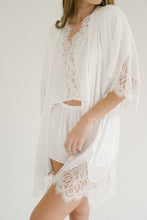 Load image into Gallery viewer, Selene Robe