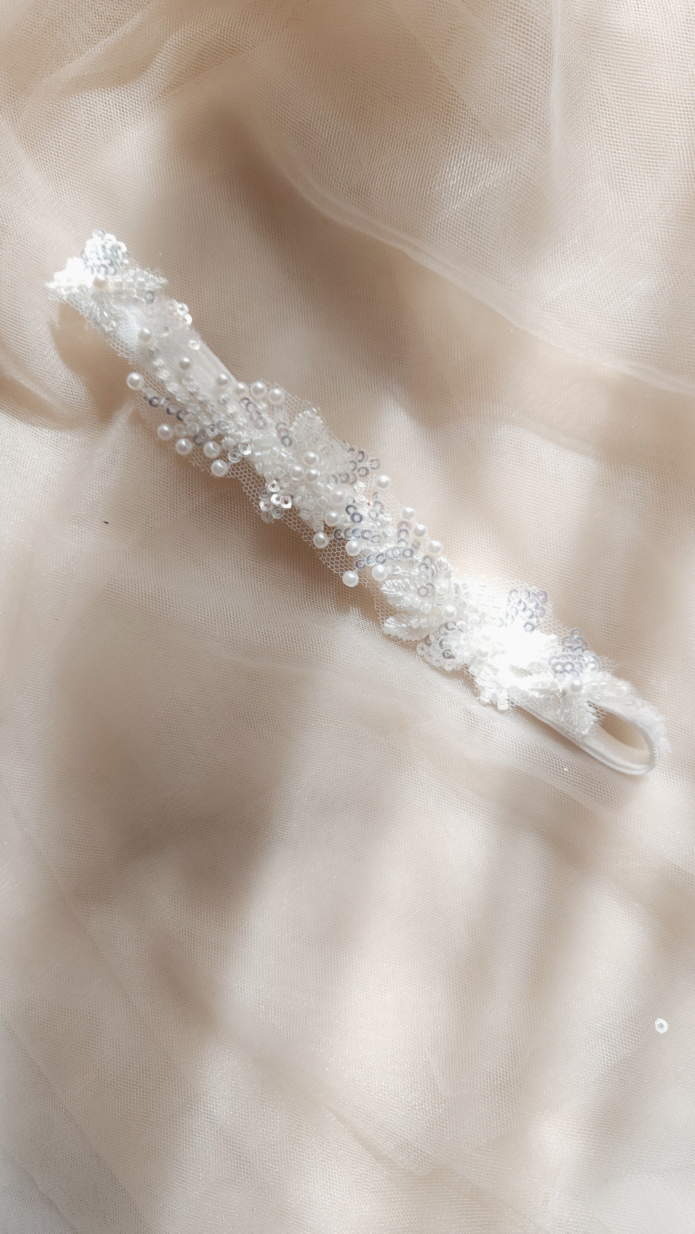 The Aveline Garter